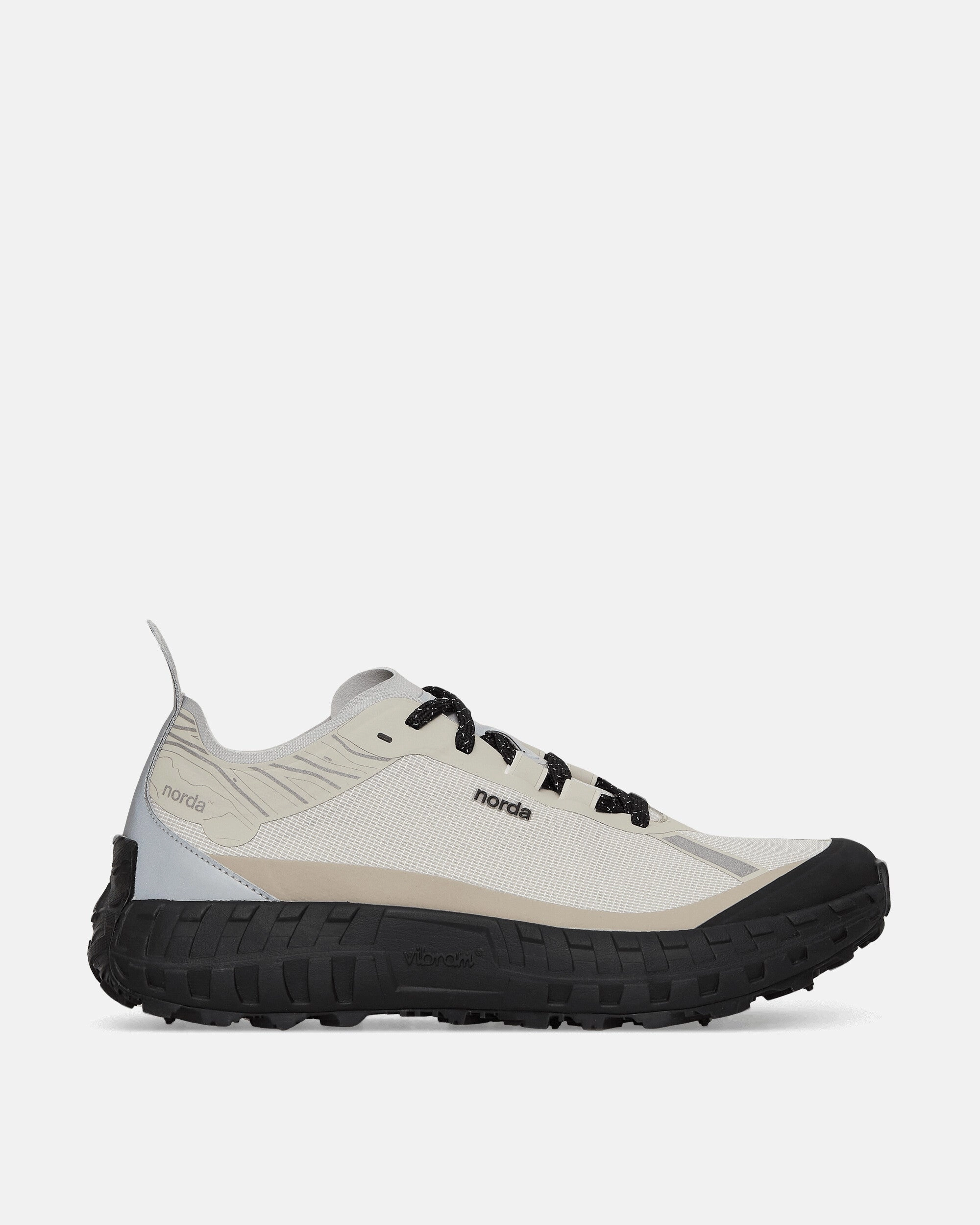 001 Sneakers Cinder
