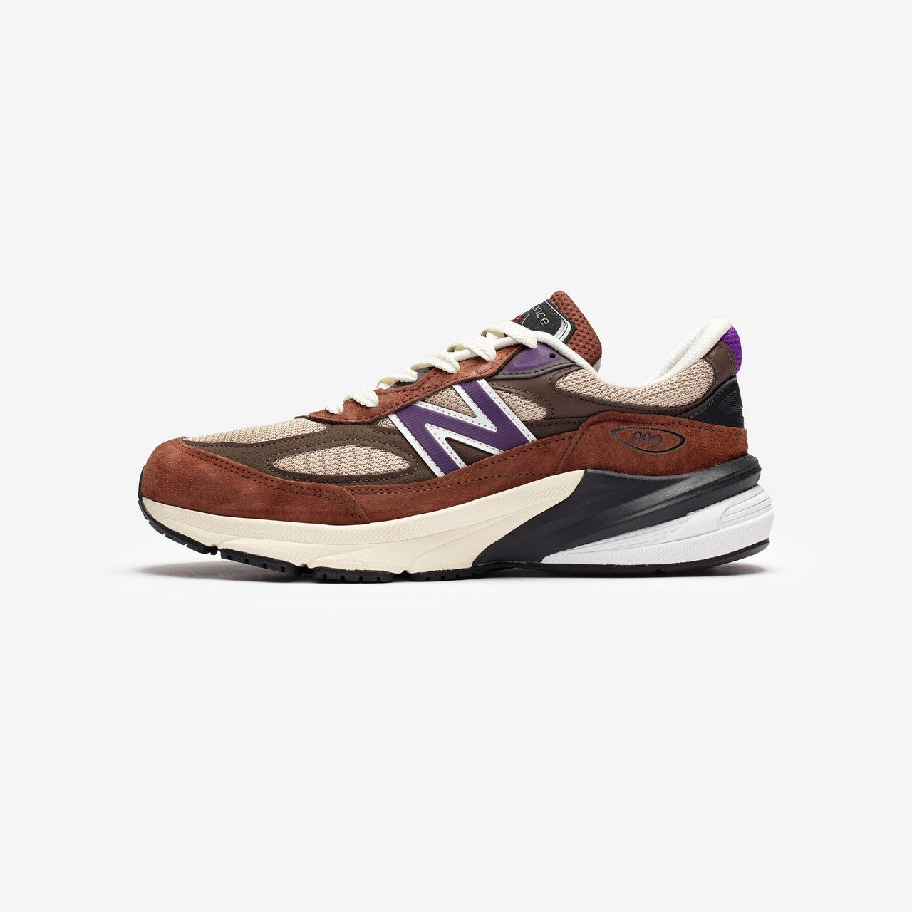 990