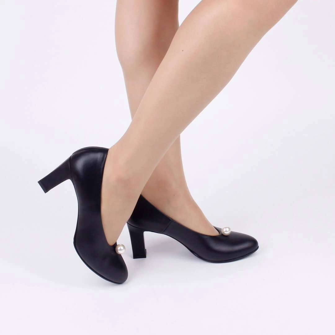 *PEARL SISTER - black, 8cm size UK 3