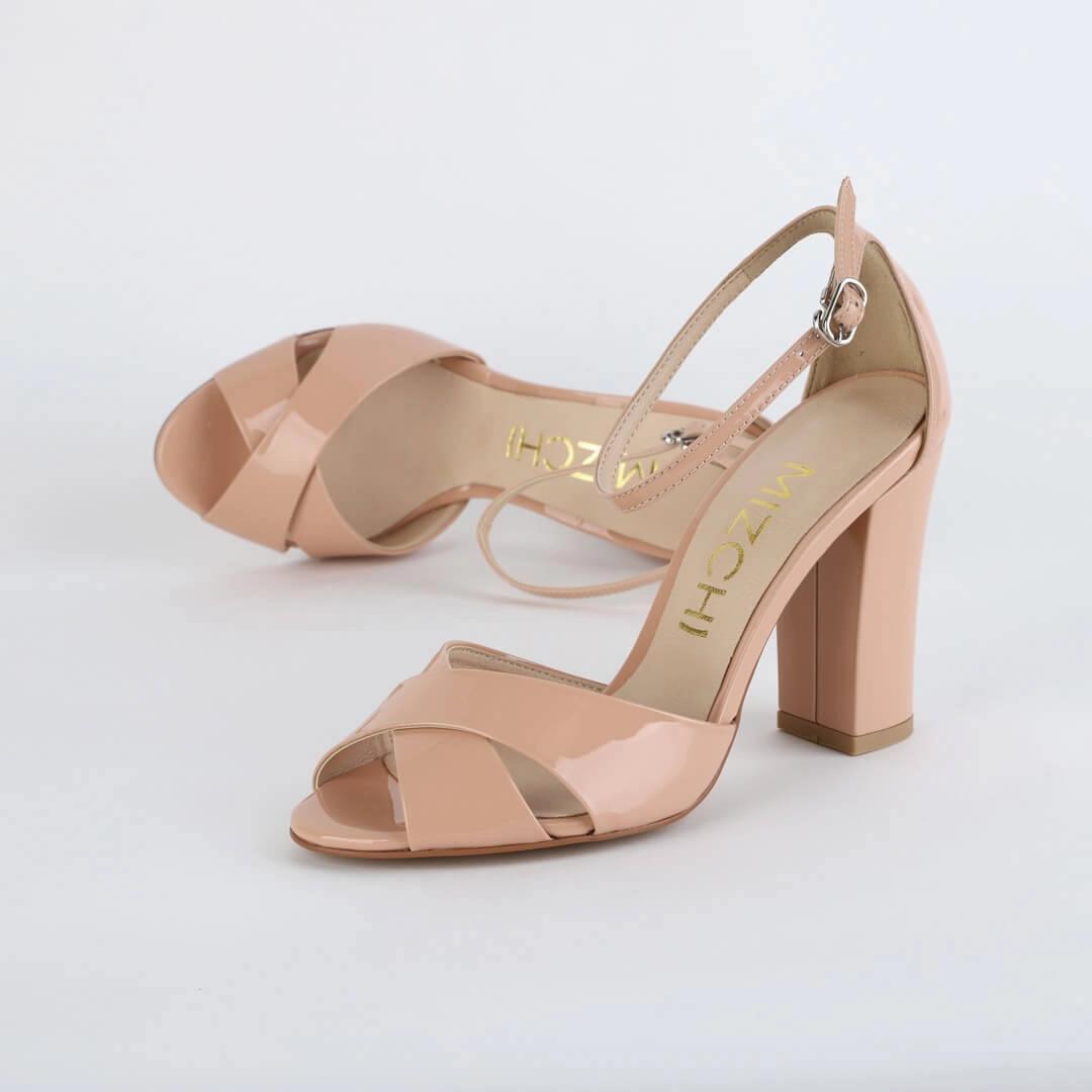 *UK size 1 - ALOVE PATENT - black, 9cm heels