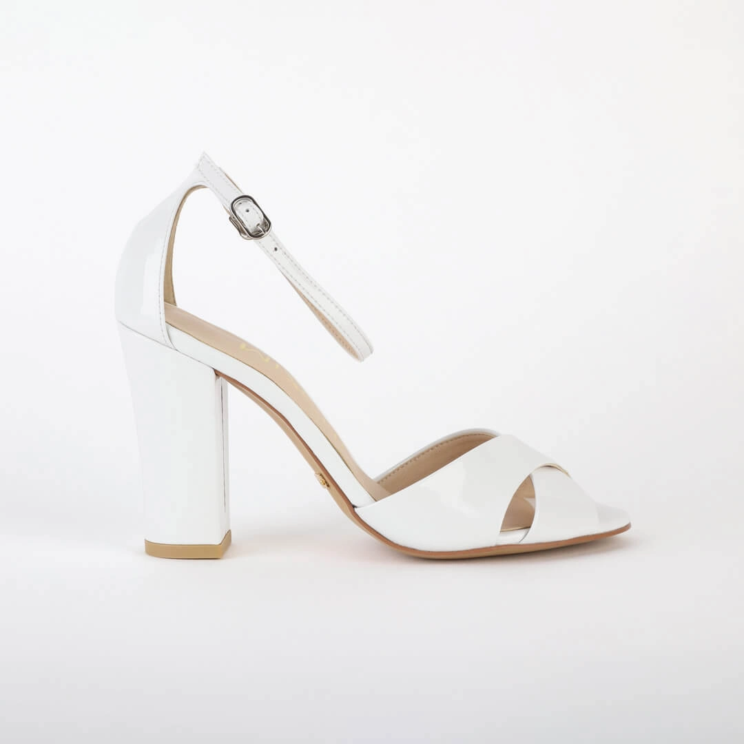*UK size 3 - ALOVE PATENT - white, 9cm heels