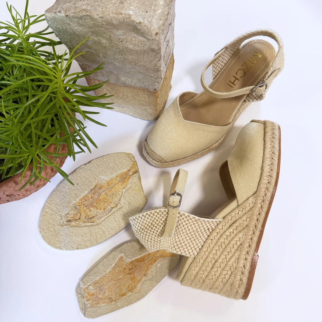 *VITTORIA - black ankle strap espadrilles