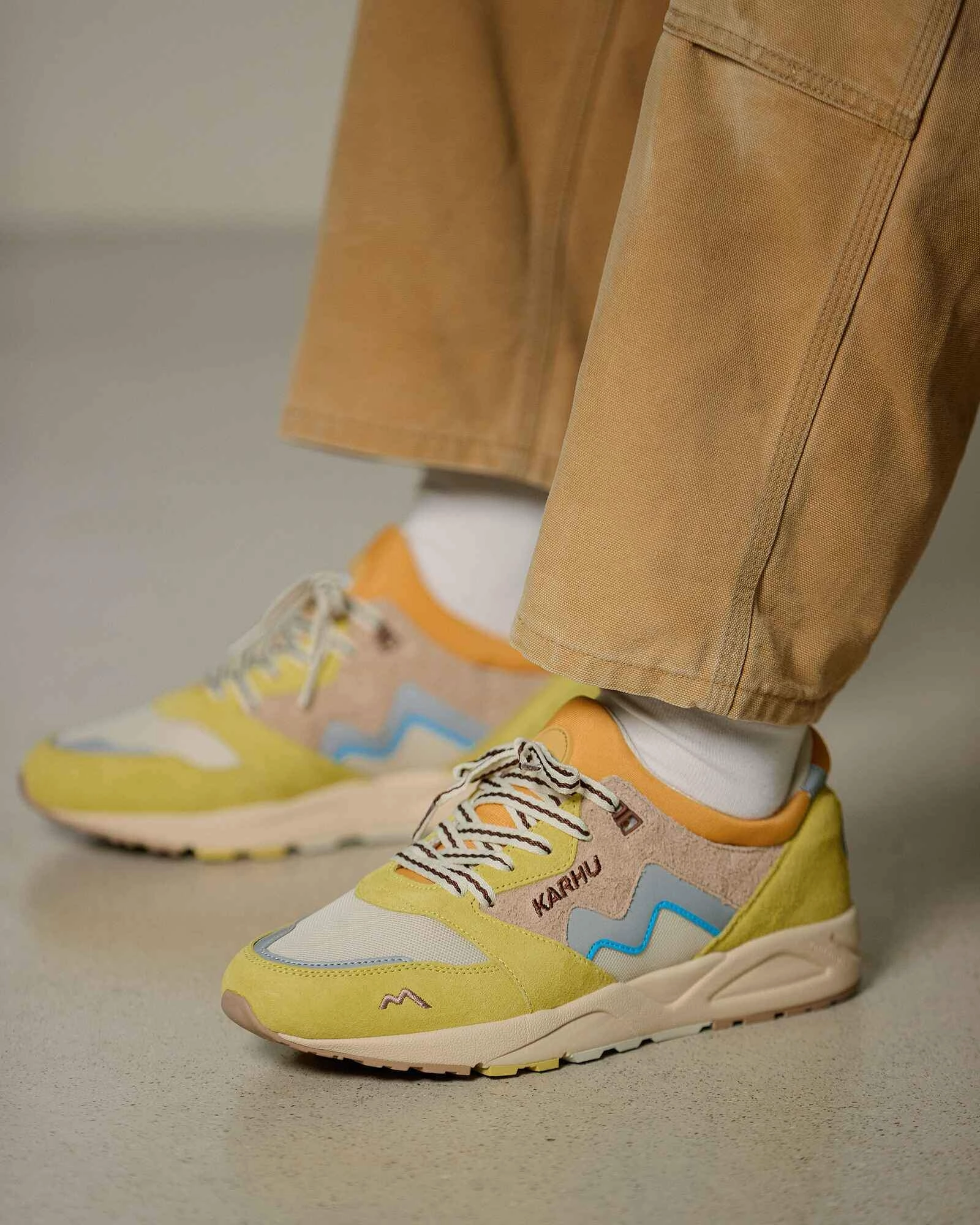 ARIA 95 - CREAM GOLD / WARM TAUPE