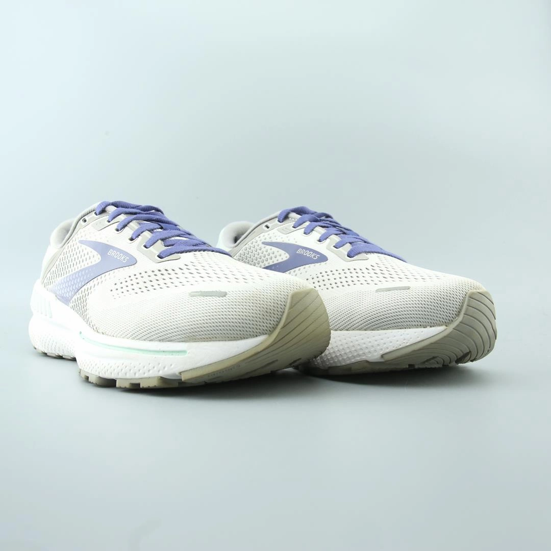 BROOKS ADRENALINE GTS 22