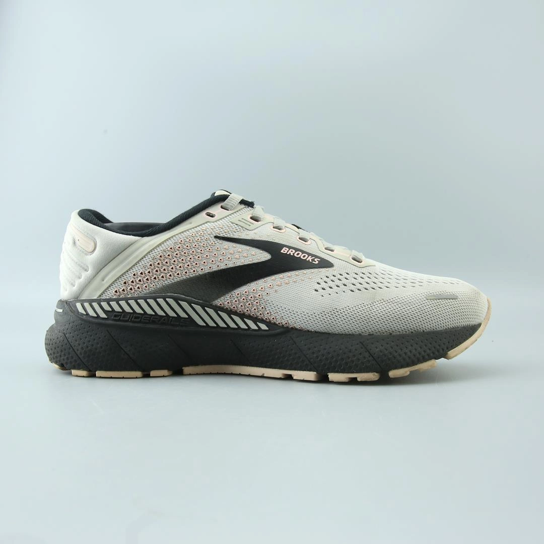 BROOKS ADRENALINE GTS 22