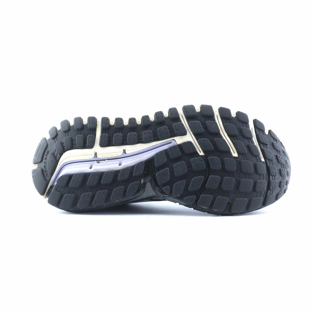 BROOKS ARIEL 18