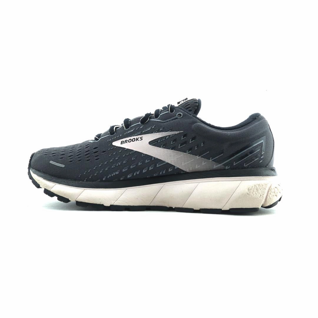 BROOKS GHOST 13