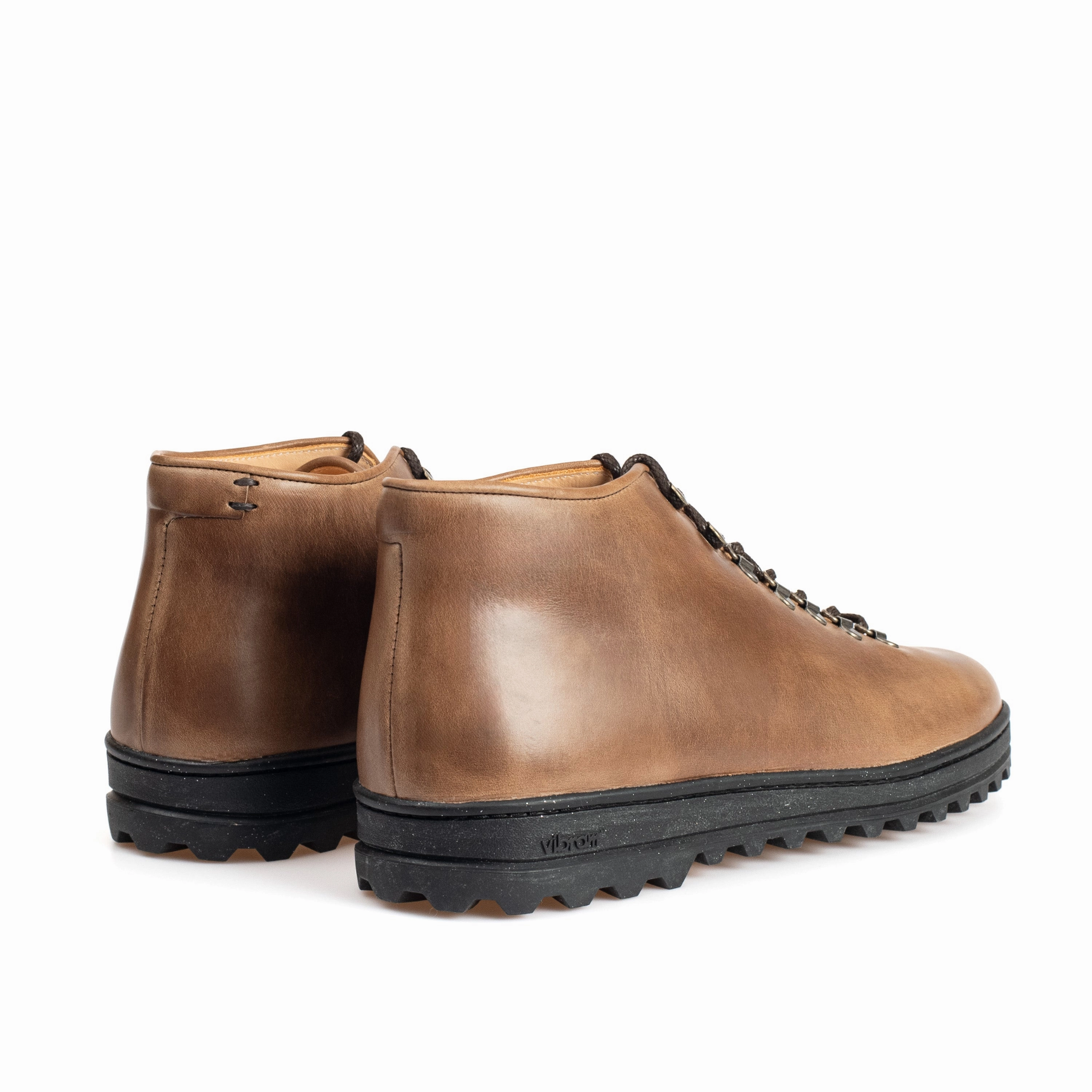 Everdon 'Rambler' Wholecut Mid - Horween Natural Chromexcel