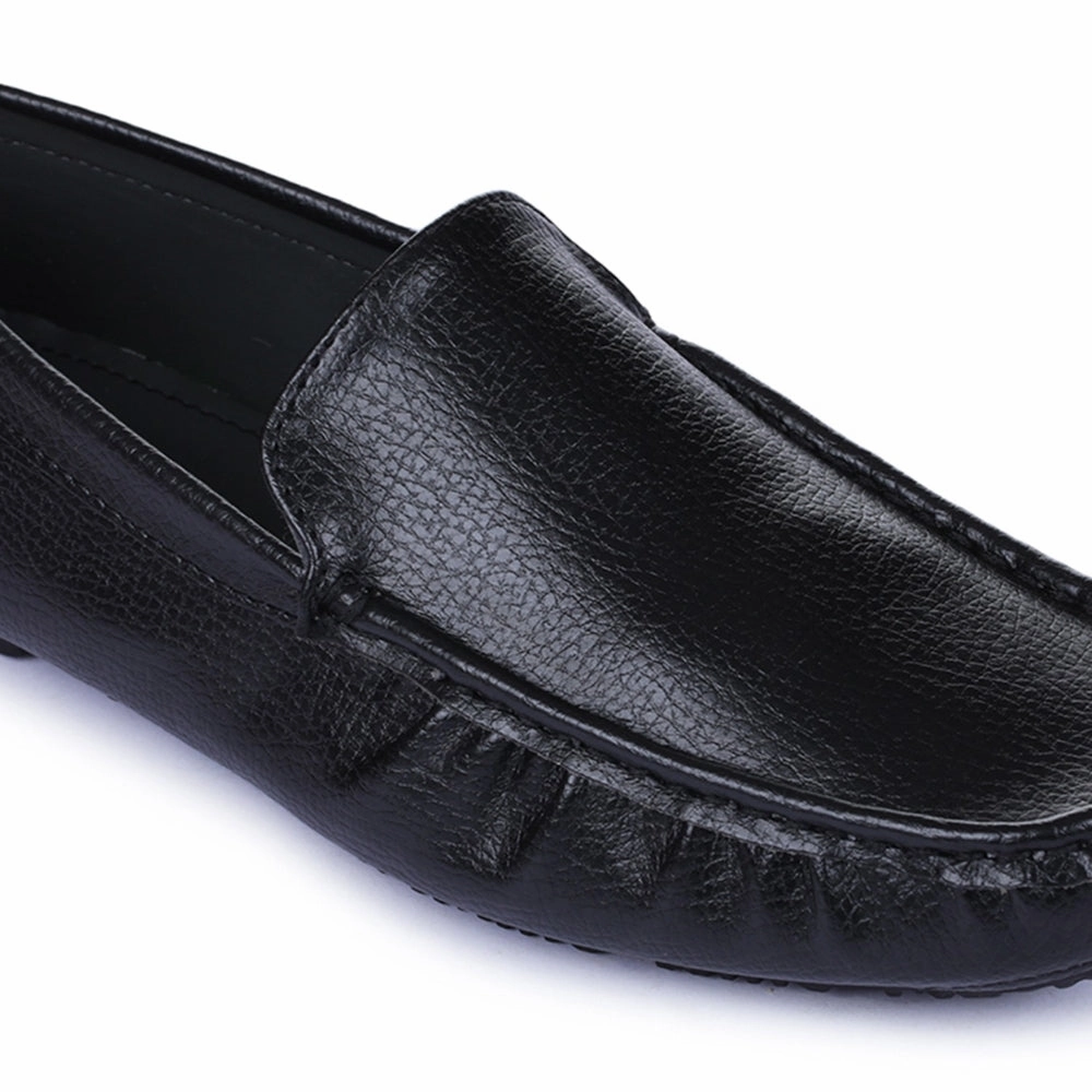 Gliders Black Casual Loafer Shoes For Men 2101-01 By Liberty