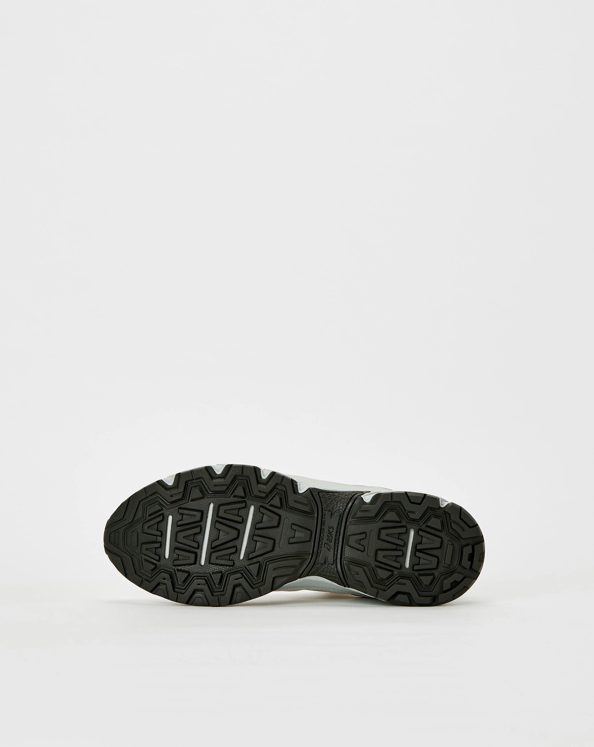 Hidden NY x Gel-Venture 6 Shield