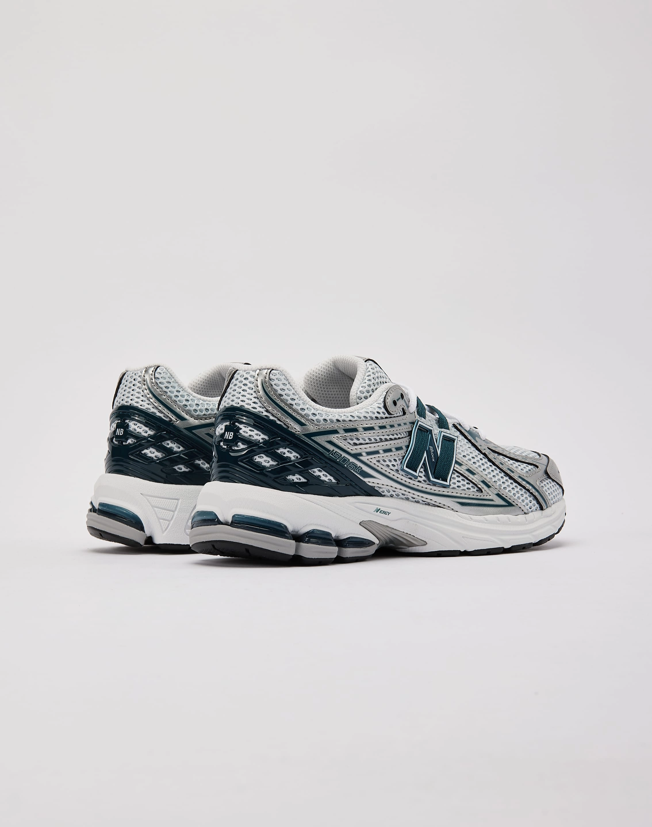 New Balance 1906R Grade-School