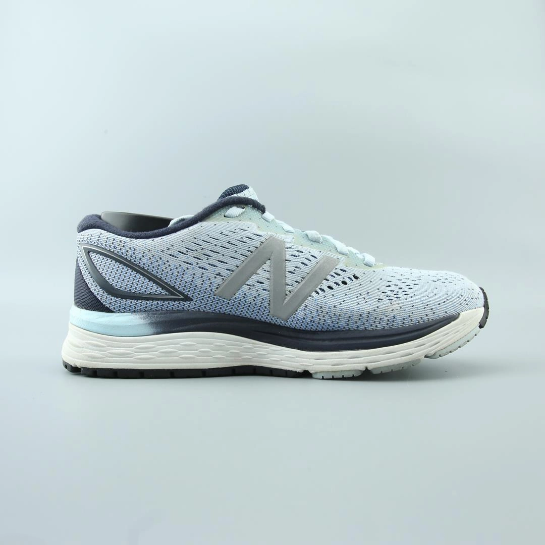 NEW BALANCE 880 V9