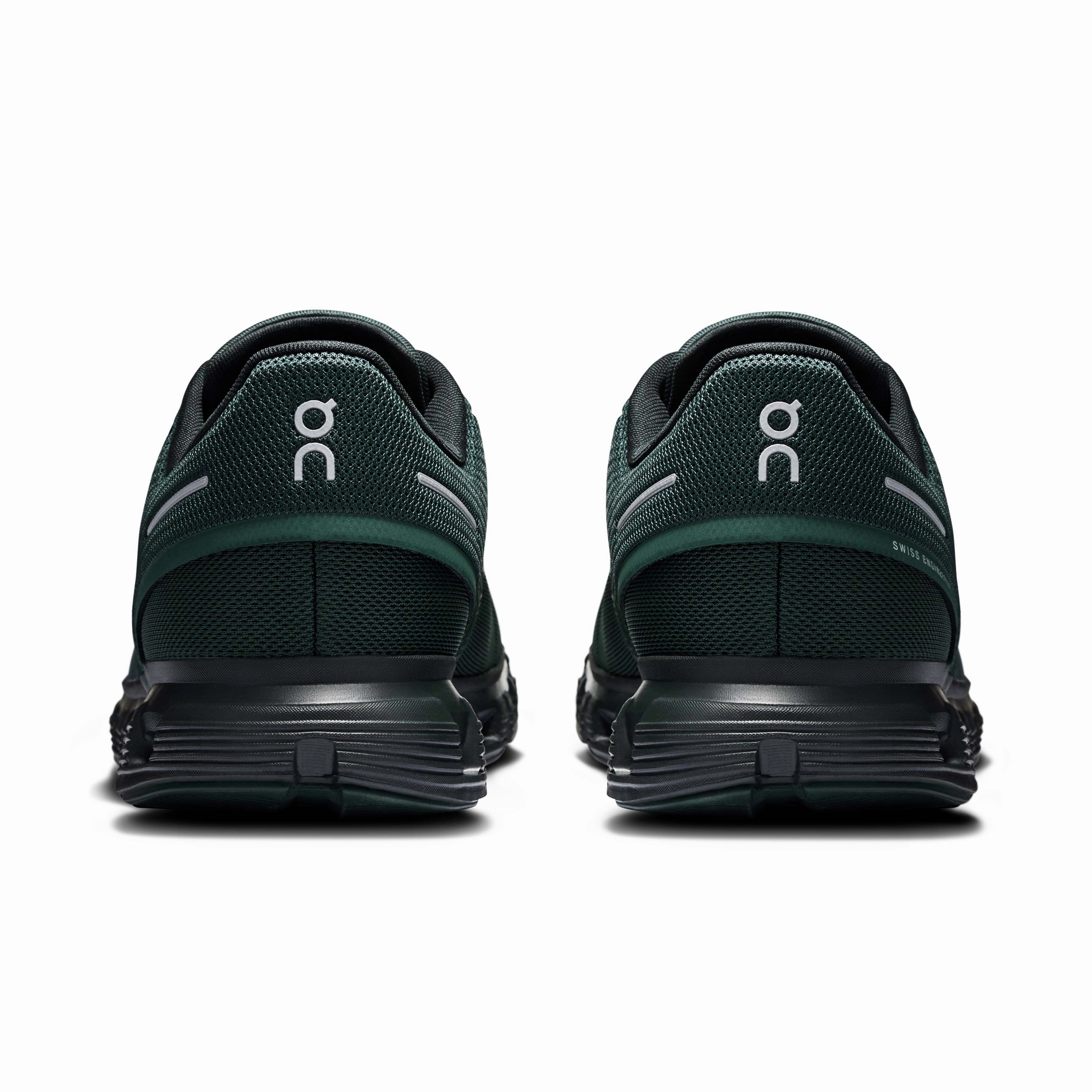 ON Running Men's Cloud 6 Waterproof Running Shoe