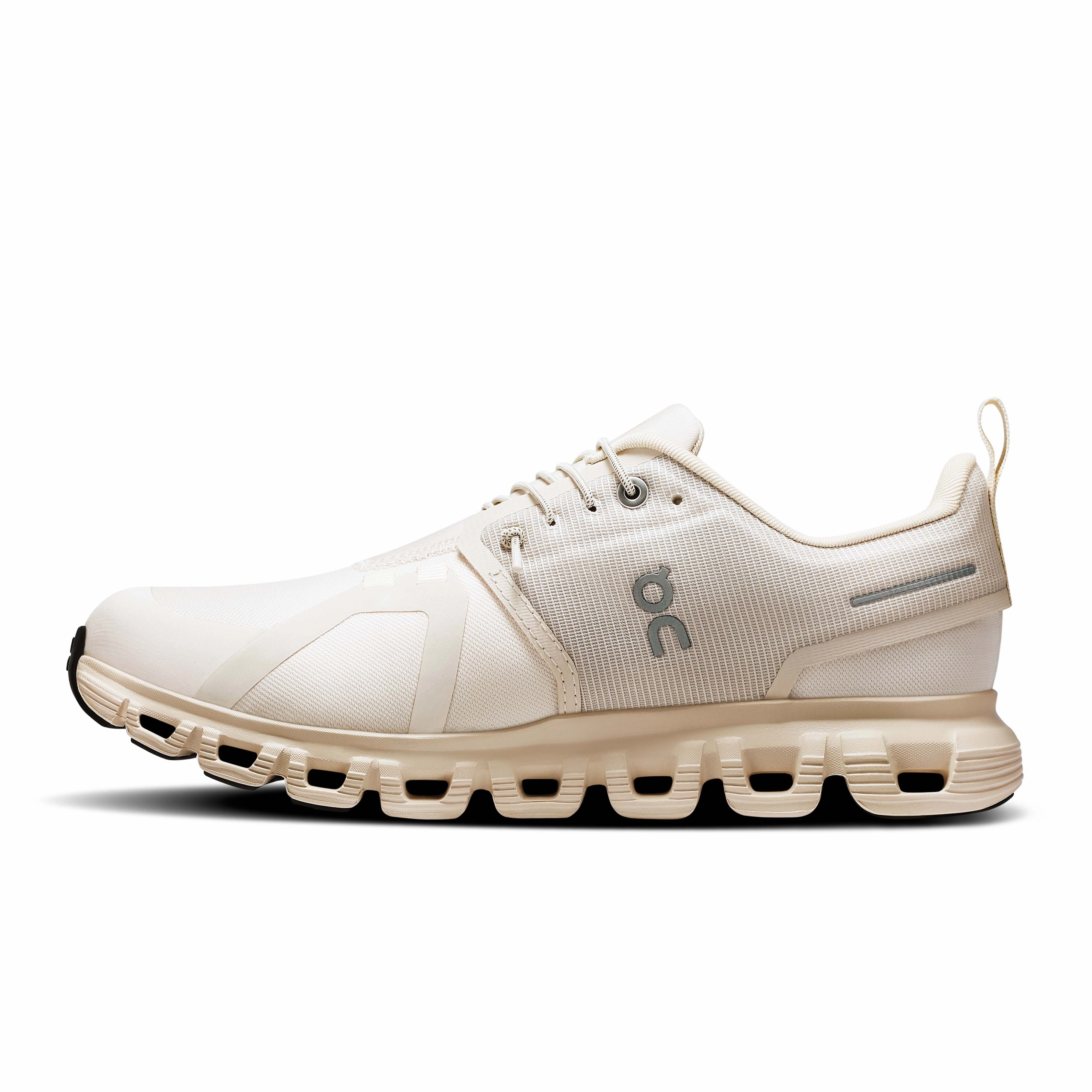 ON Running Women's Cloud 6 Waterproof Running Shoe