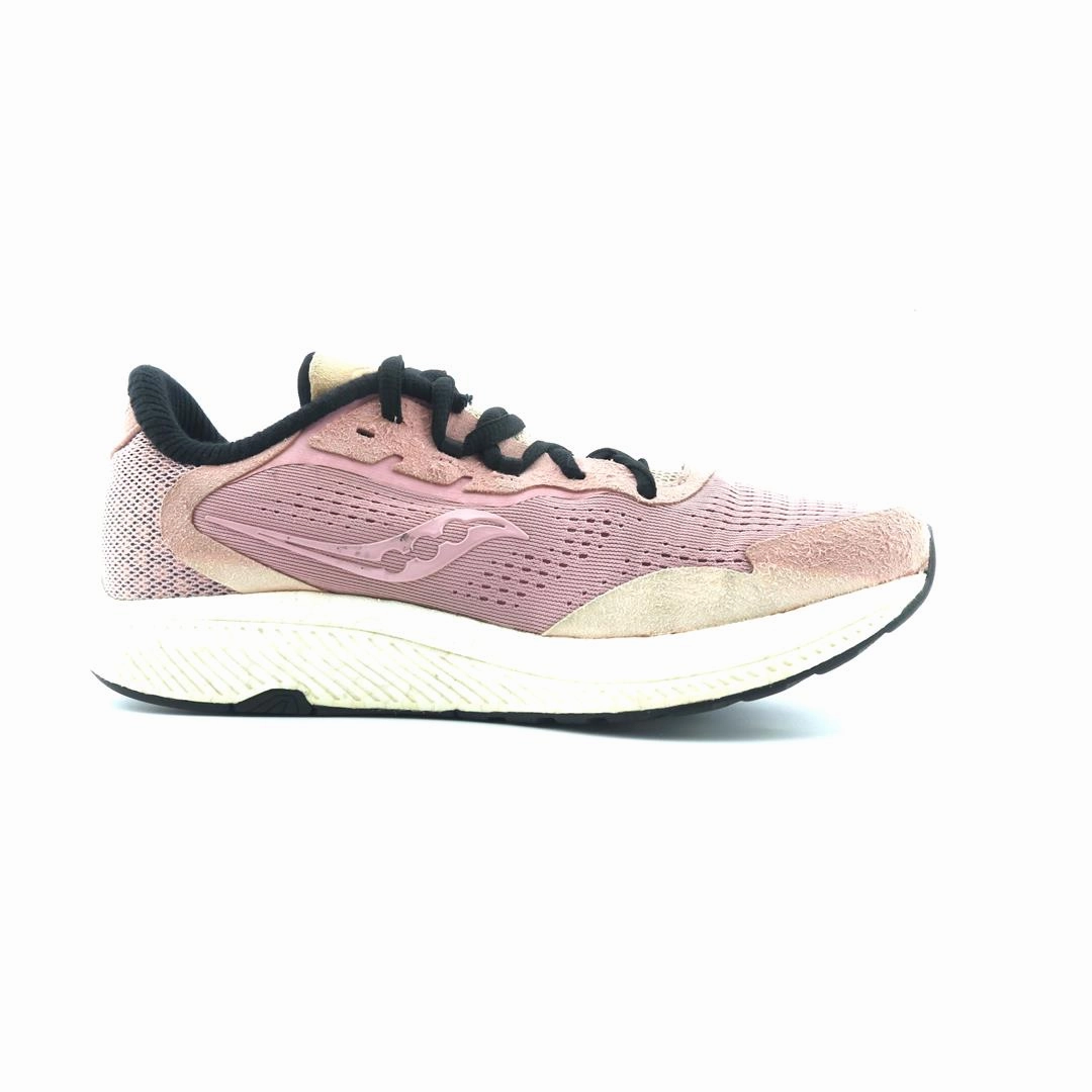 SAUCONY FREEDOM 4