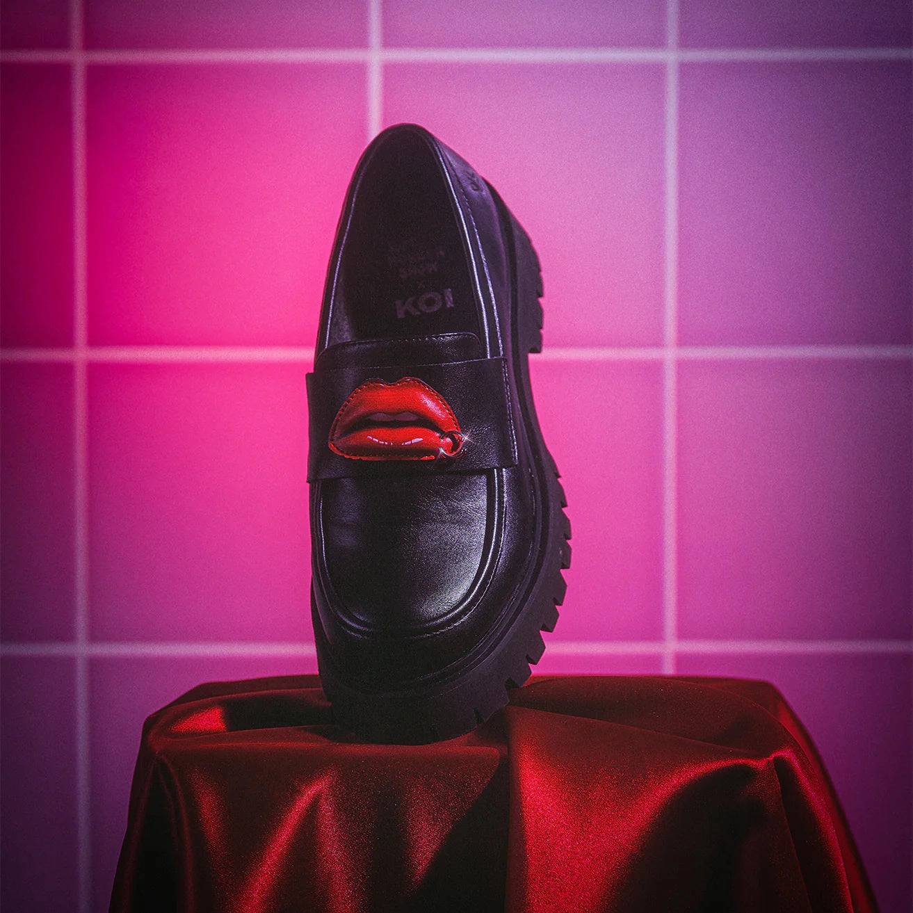 Science Fiction Lips Loafers - Black-Size 6-Clearance