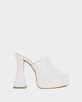 Shore Off White Leather/Cuir Blanc Cassé