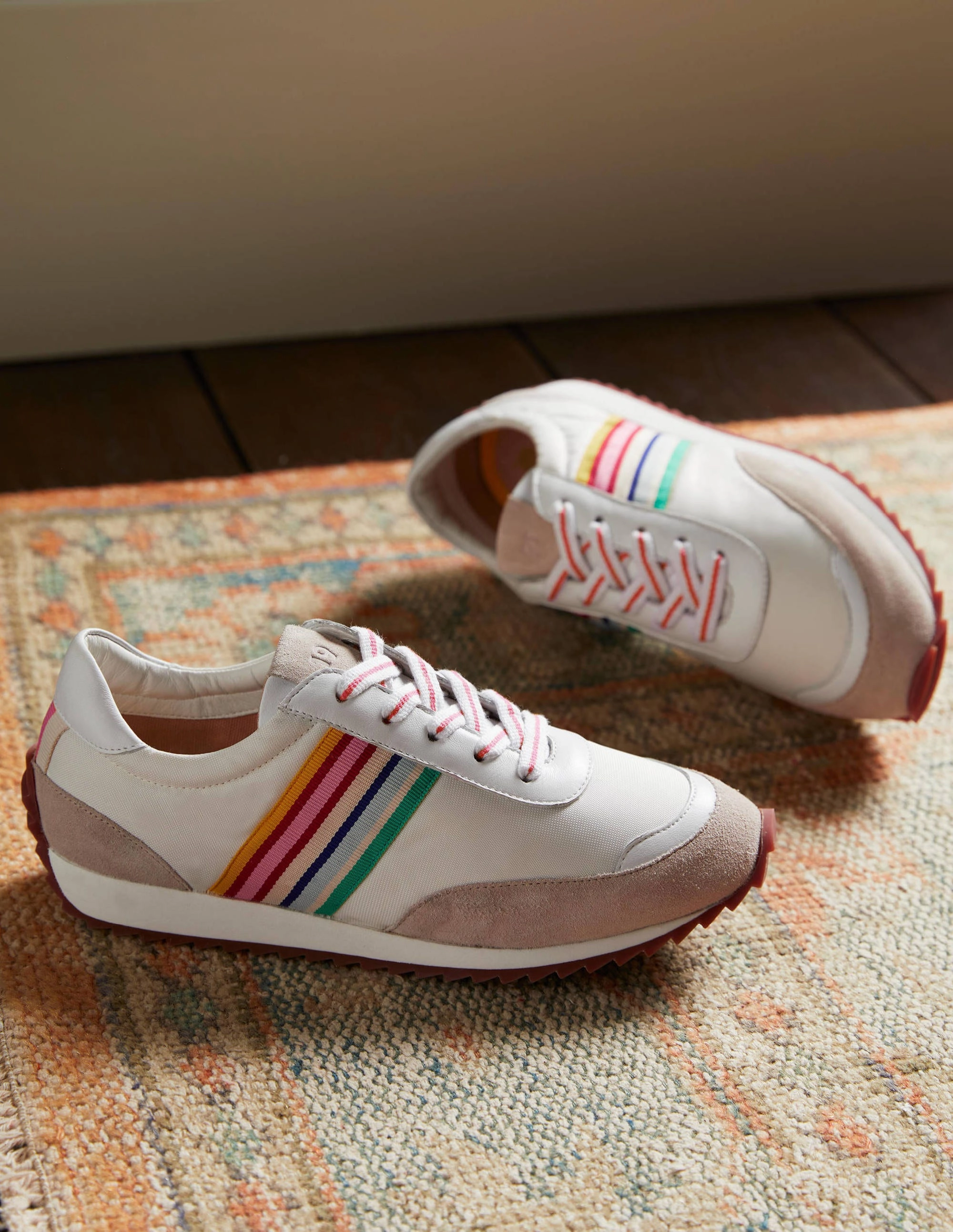 Striped Runner Sneakers-White, Multi Stripe