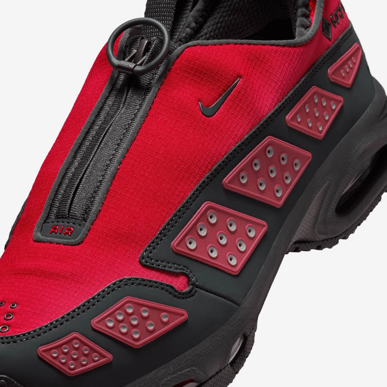 Wmns Air Max SNDR GTX