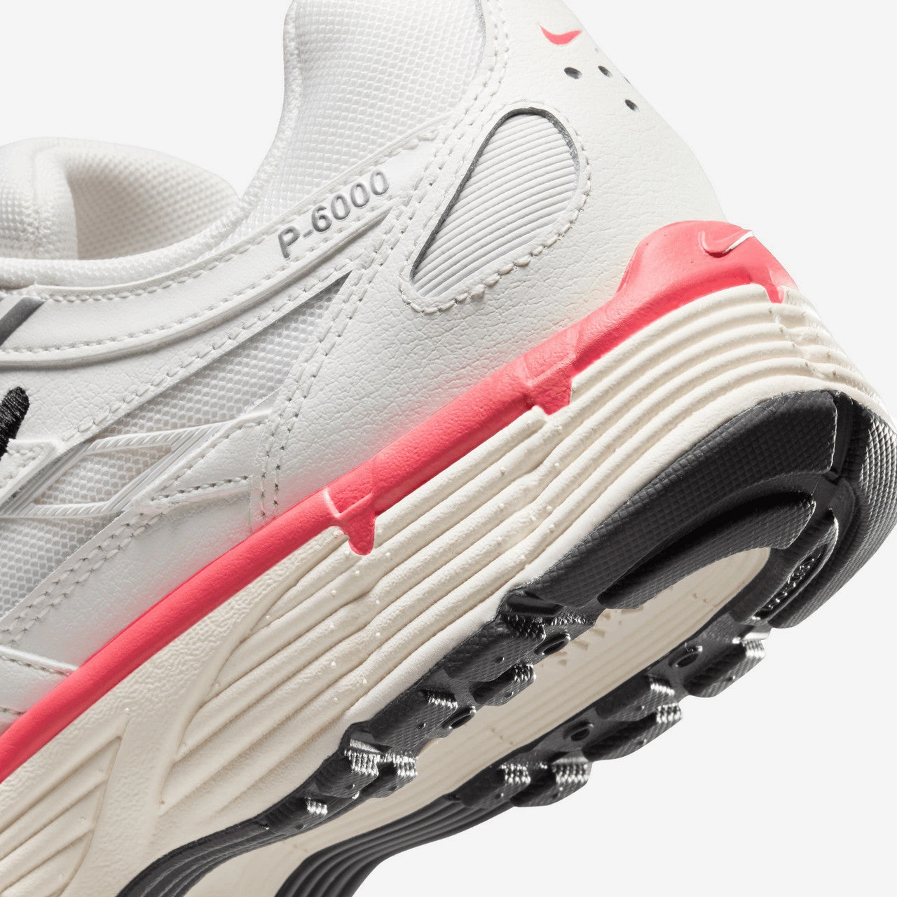 Wmns P-6000
