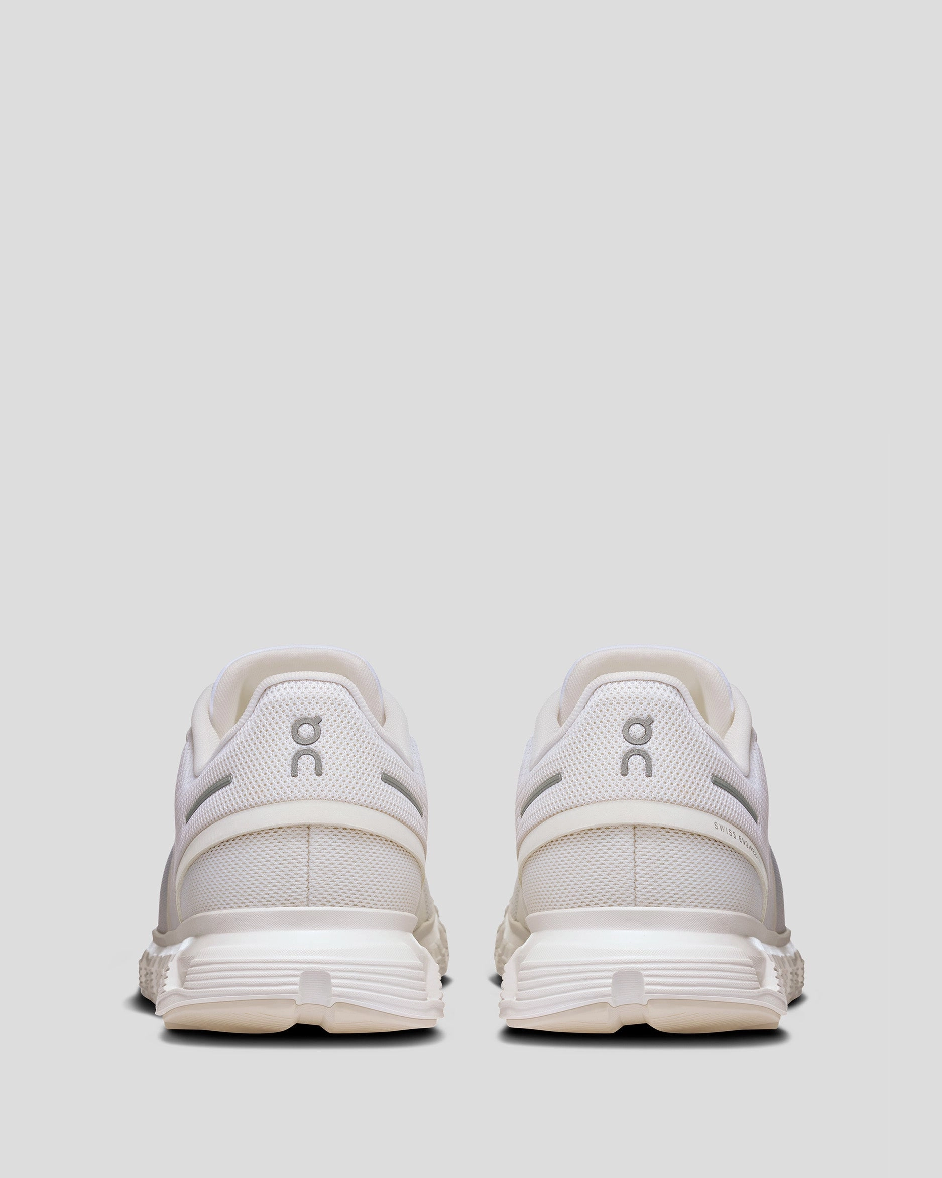 Women's On Running Cloud 6 - White/White