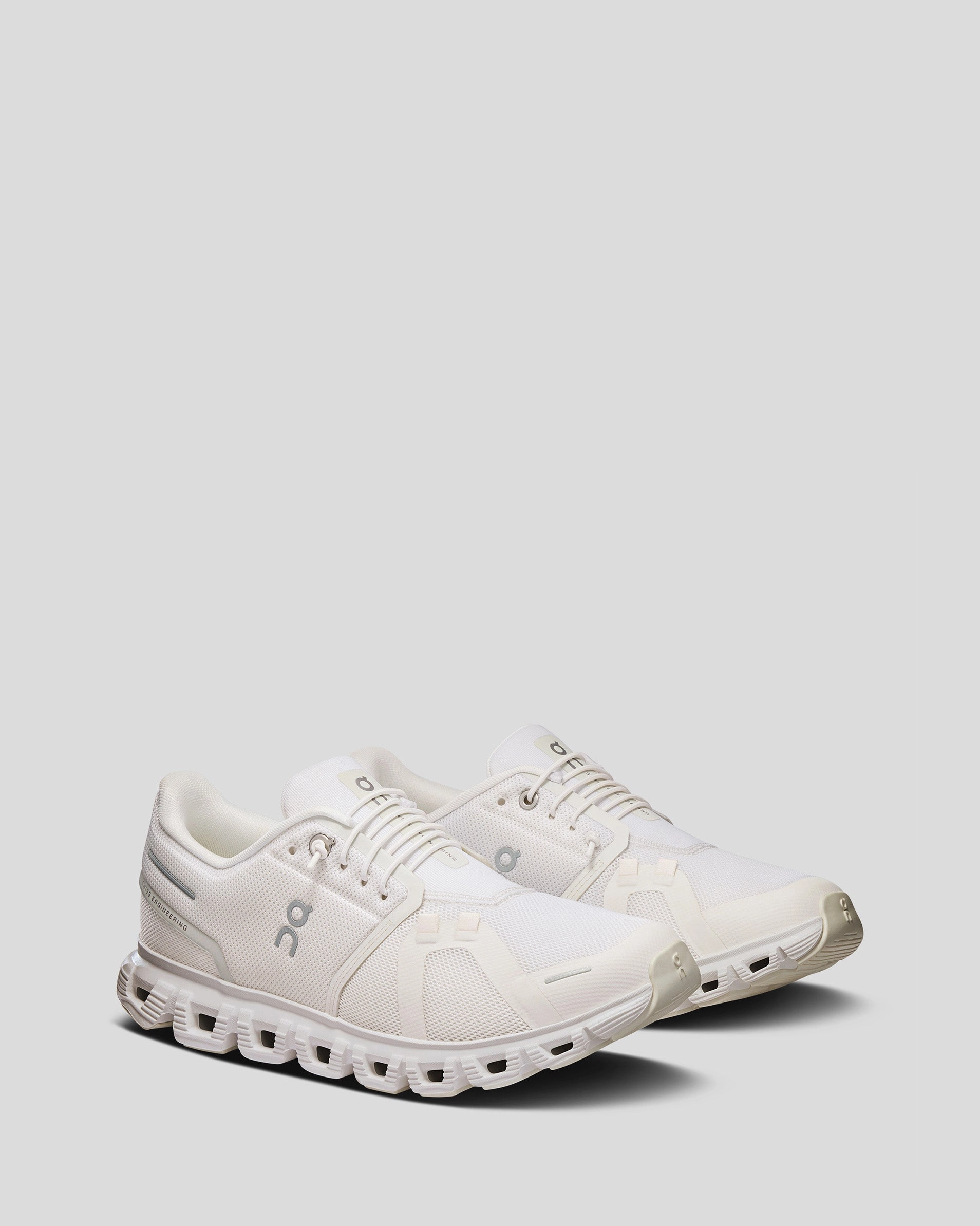 Women's On Running Cloud 6 - White/White