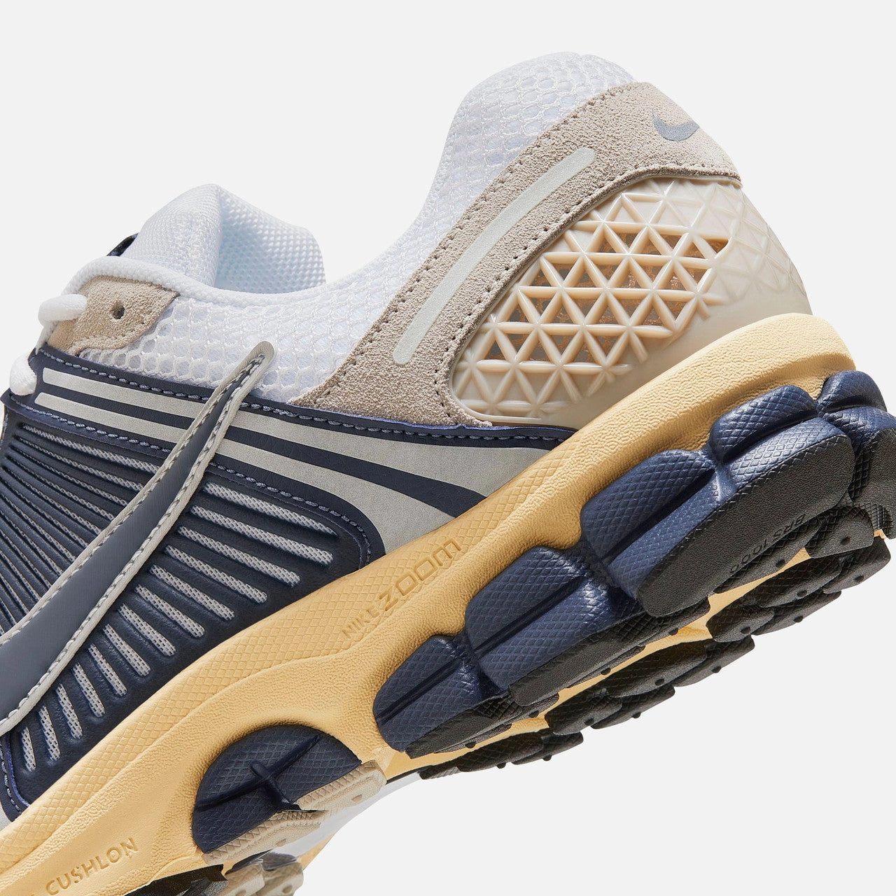 Zoom Vomero 5